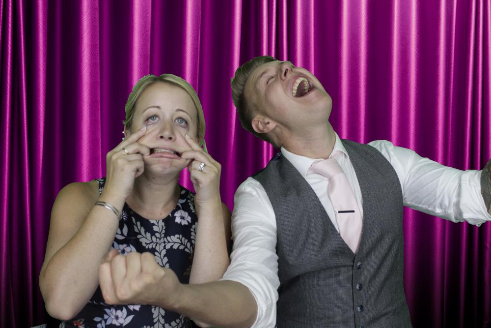 Katherine & Simon | View more photos from the event at gallery.myphotoboothexperience.co.uk/u/MyPhotoBoothExperienceLtd/Katherine-Simon